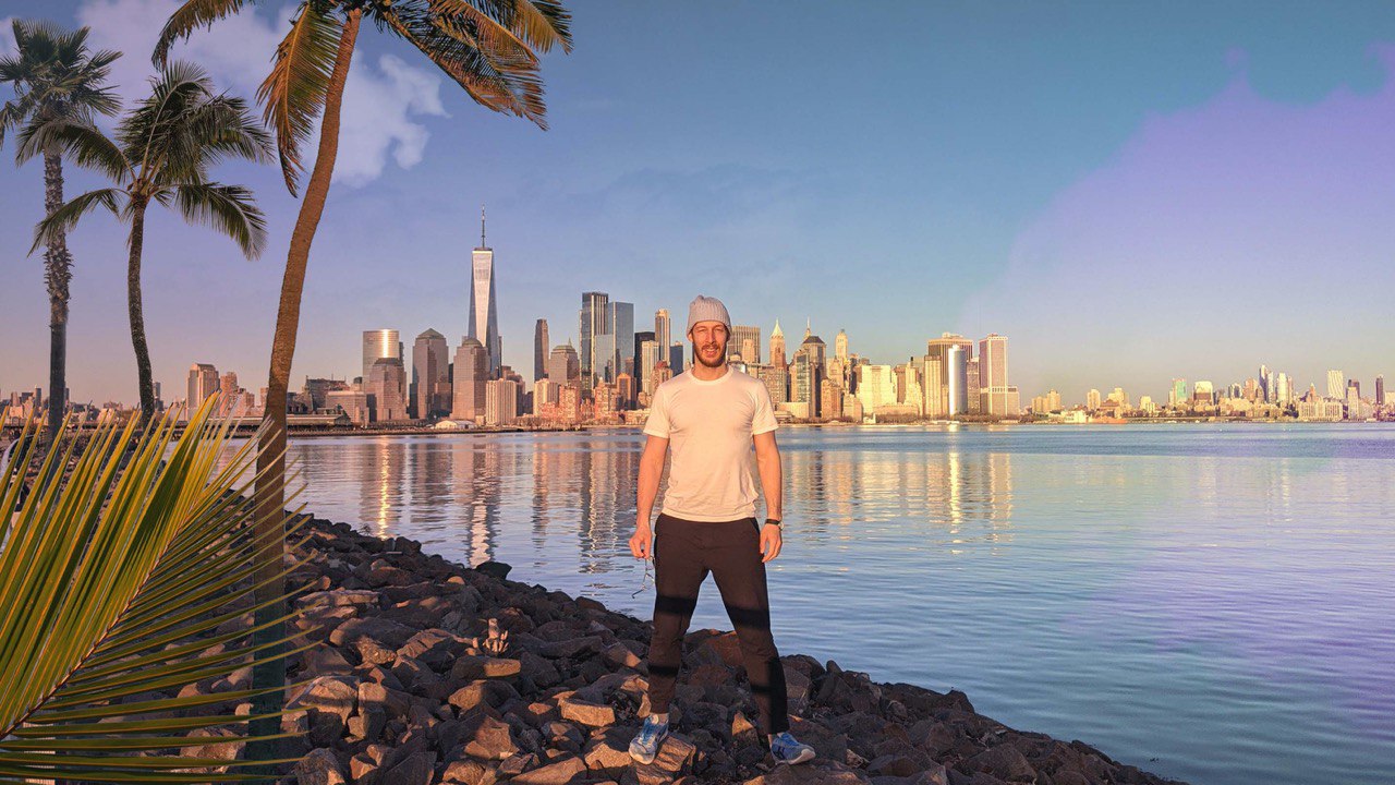 Future New York City - view from State Liberty Park - palm trees if it were Florida.